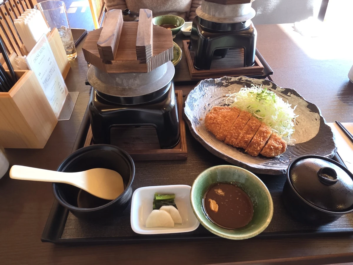 A tonkatsu set with freshly cooked rice at Tonkatsu Genroku in Fujiyoshida
